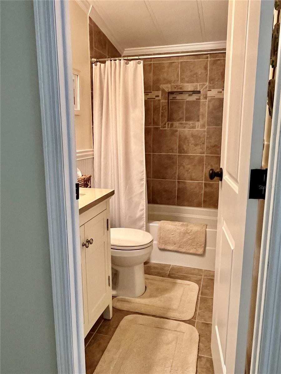 Image 40 of 69 For 27 Windward Drive