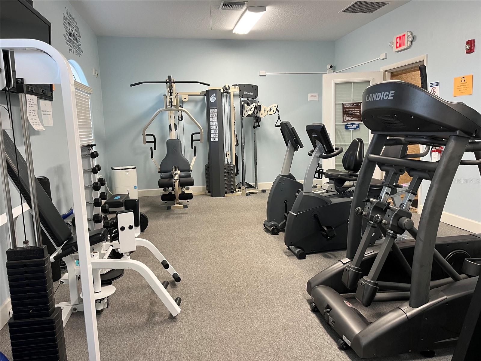 Image 51 of 69 For 27 Windward Drive