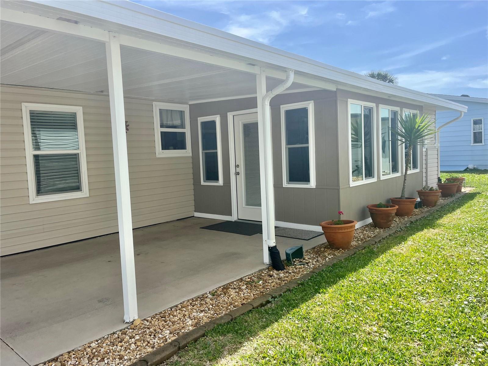 Image 6 of 69 For 27 Windward Drive