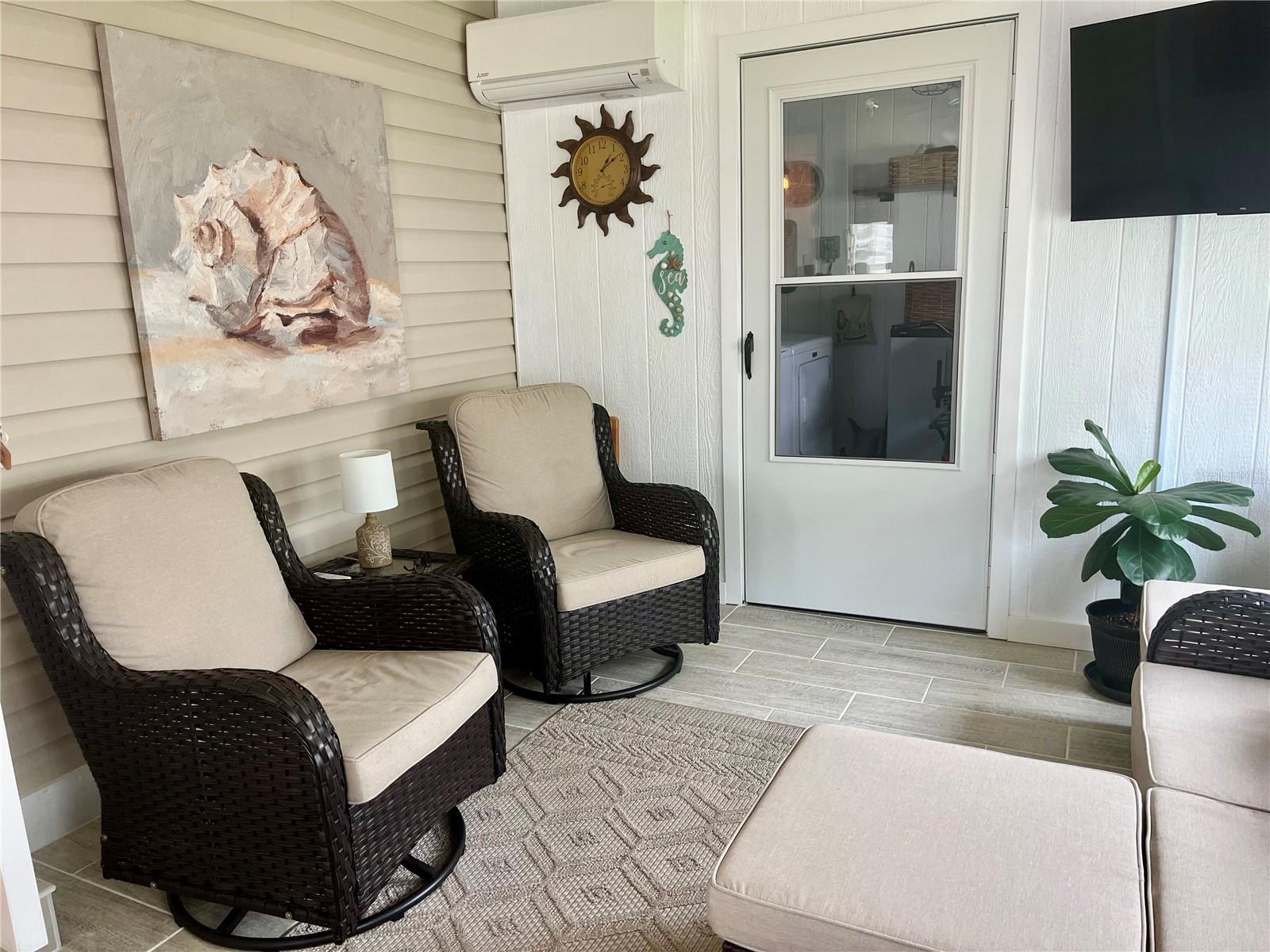 Image 9 of 69 For 27 Windward Drive