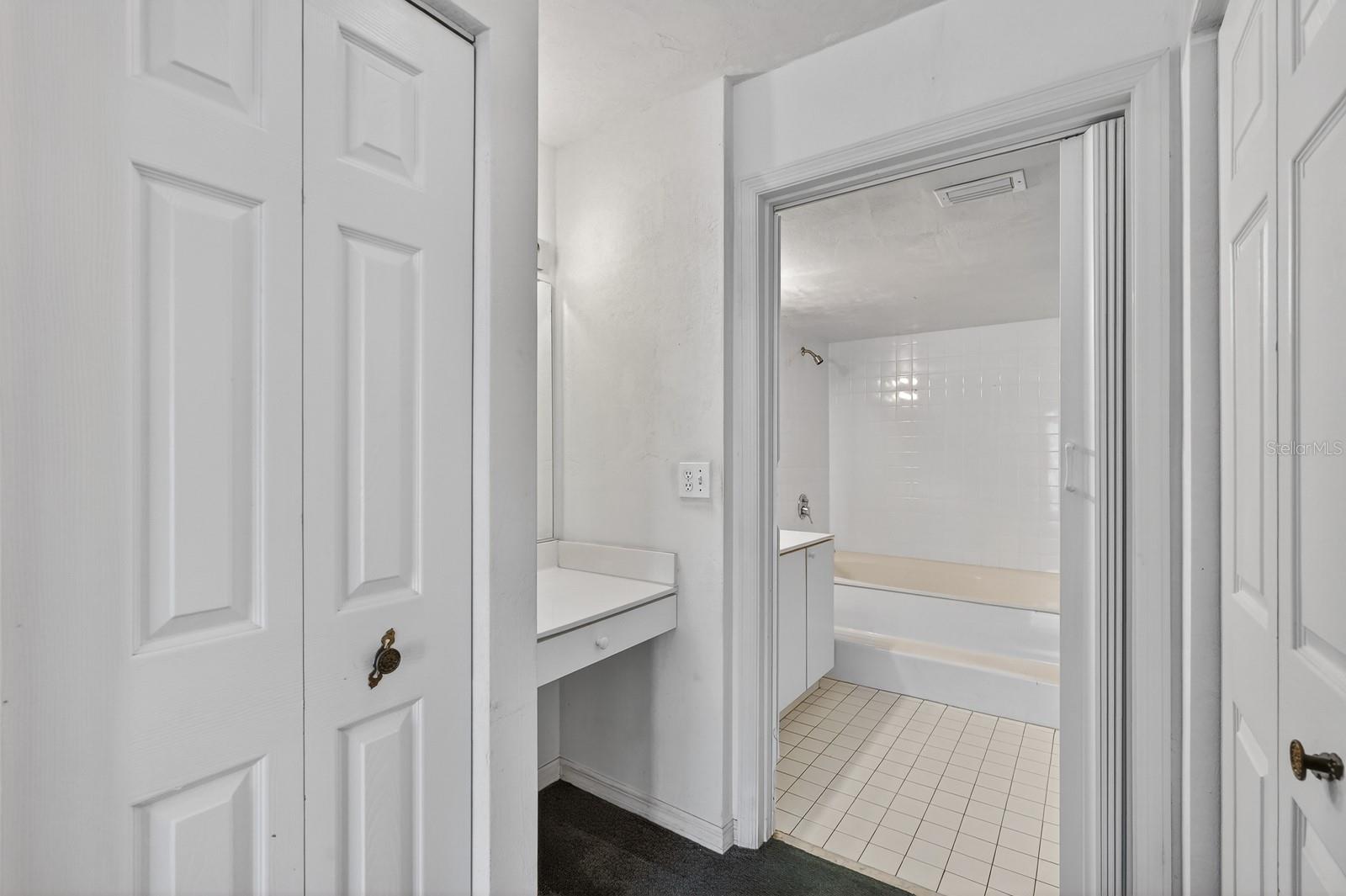 Image 17 of 61 For 1 John Anderson Drive 5150