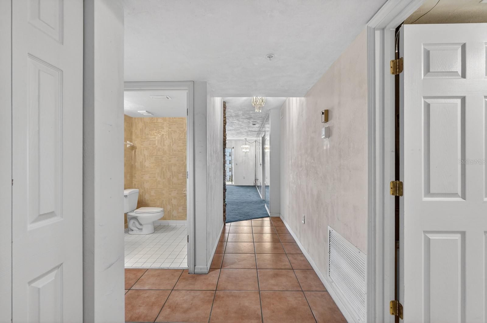 Image 2 of 61 For 1 John Anderson Drive 5150