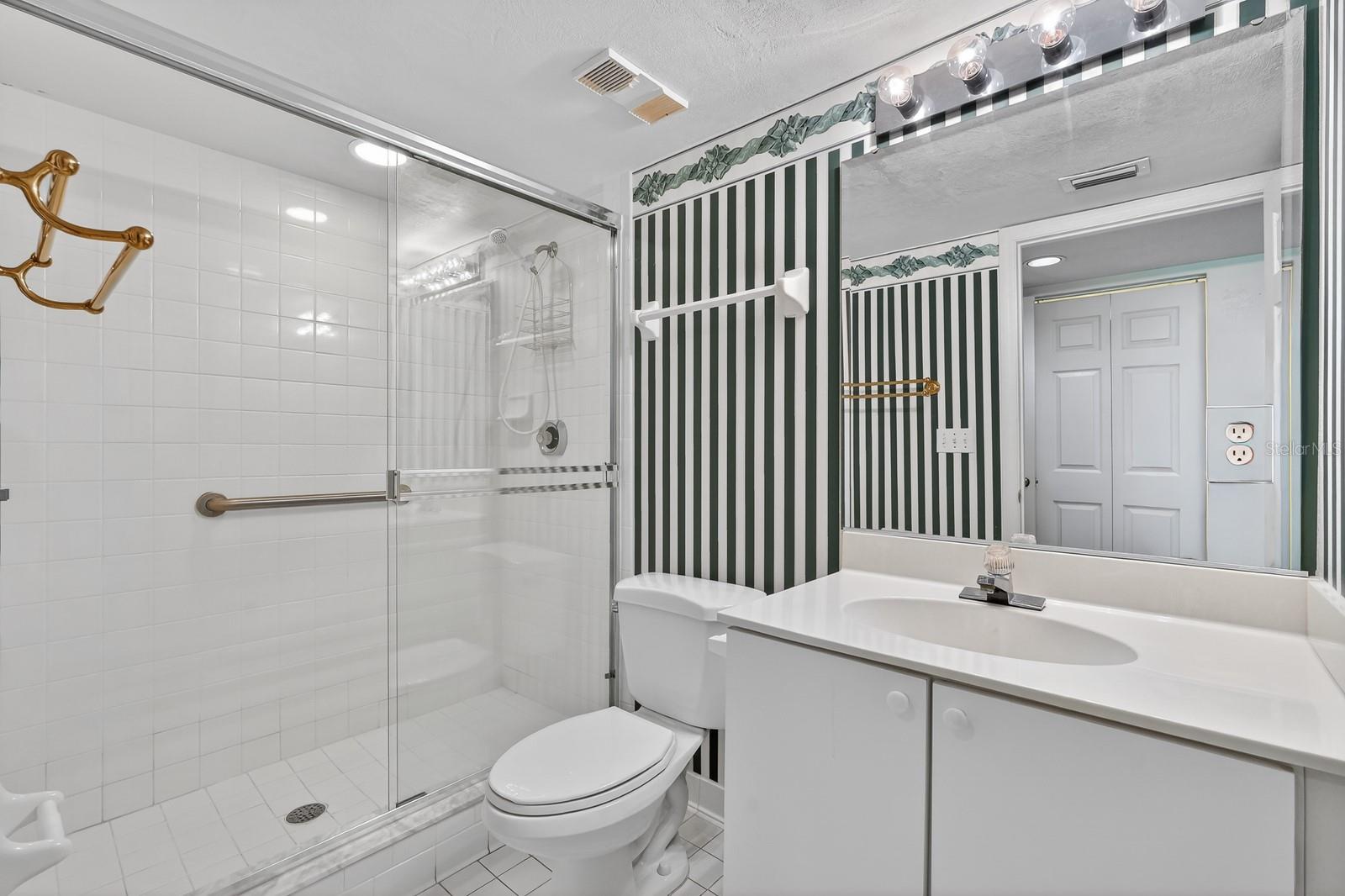 Image 25 of 61 For 1 John Anderson Drive 5150