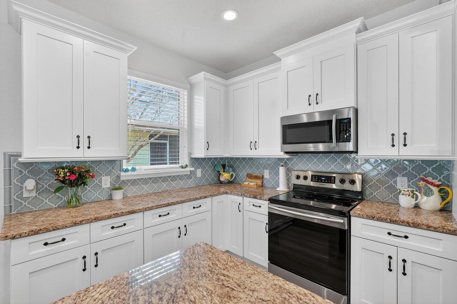 Image 11 of 42 For 141 Capri Drive