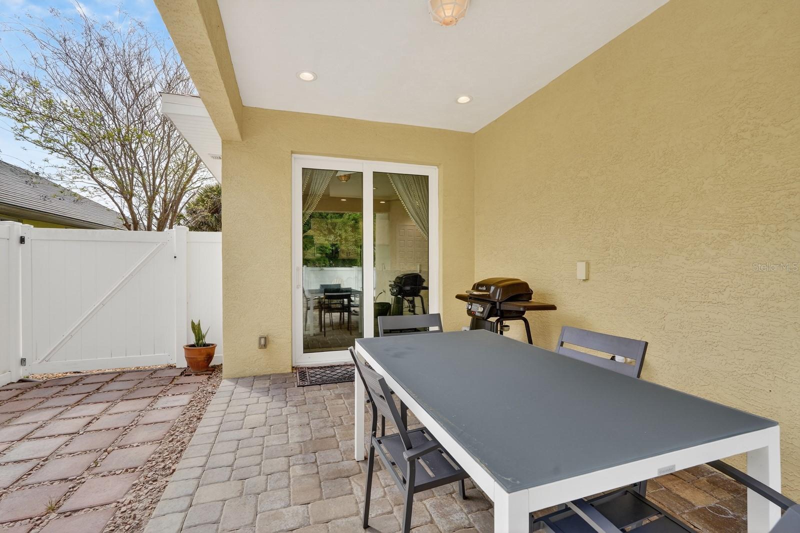 Image 25 of 42 For 141 Capri Drive