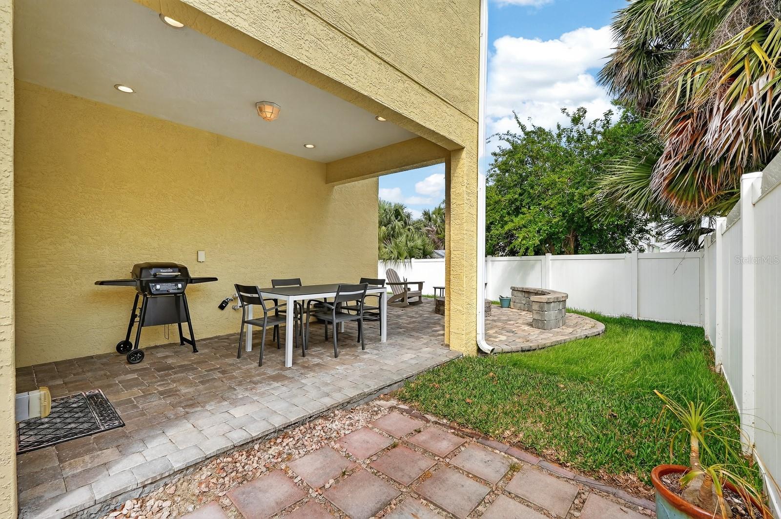 Image 27 of 42 For 141 Capri Drive