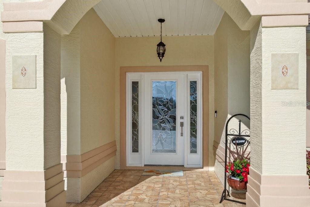 Image 5 of 74 For 15 Londonderry Drive