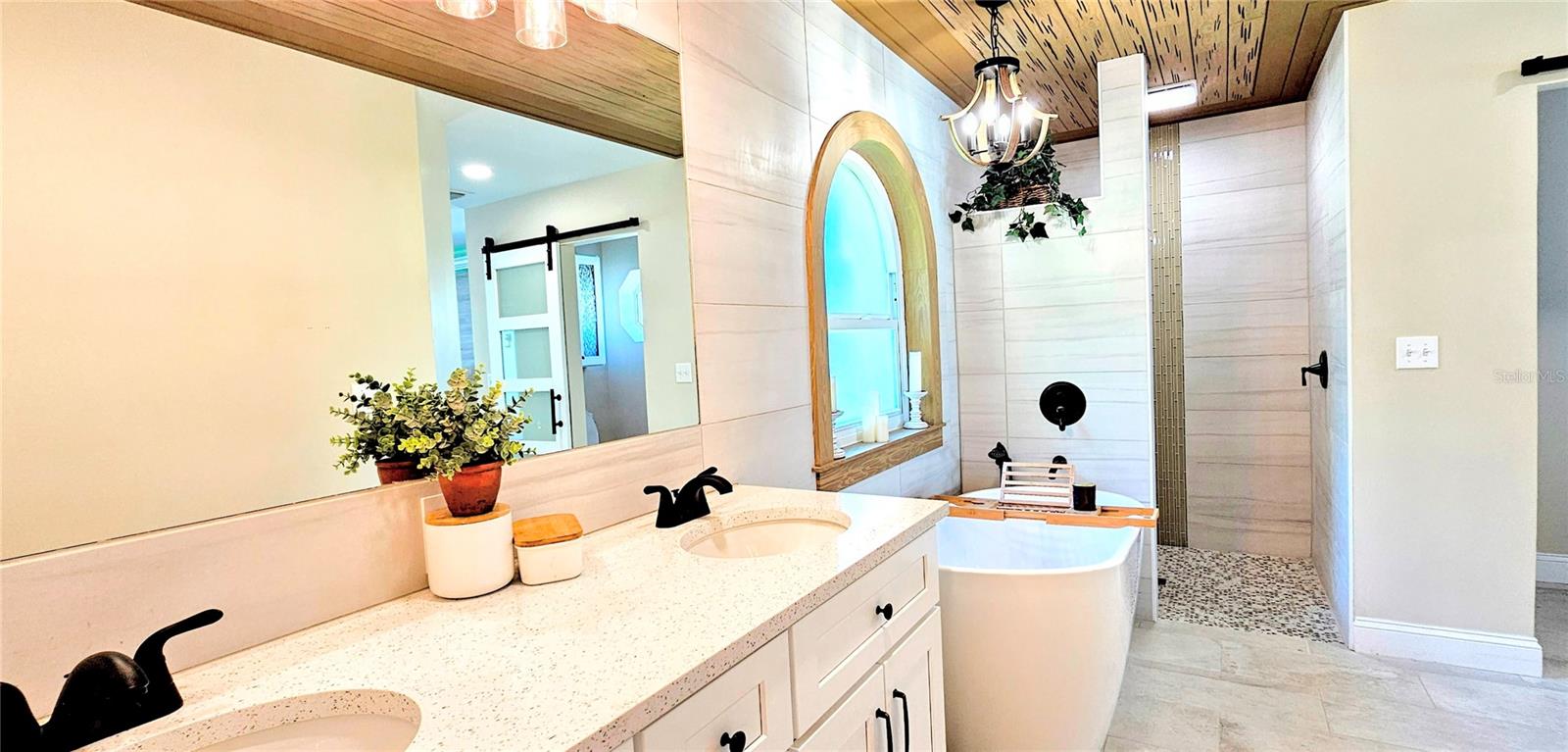 Image 24 of 91 For 3 Saw Mill Court