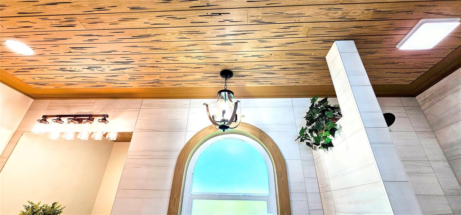 Image 32 of 91 For 3 Saw Mill Court