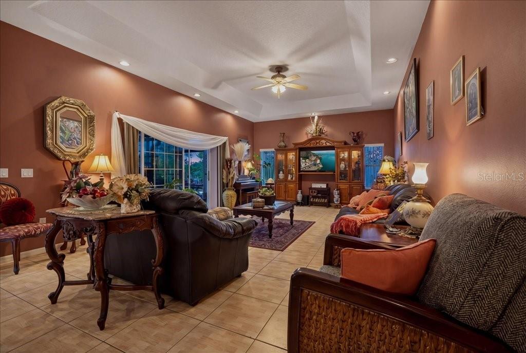 Image 20 of 62 For 52 Upshire Path