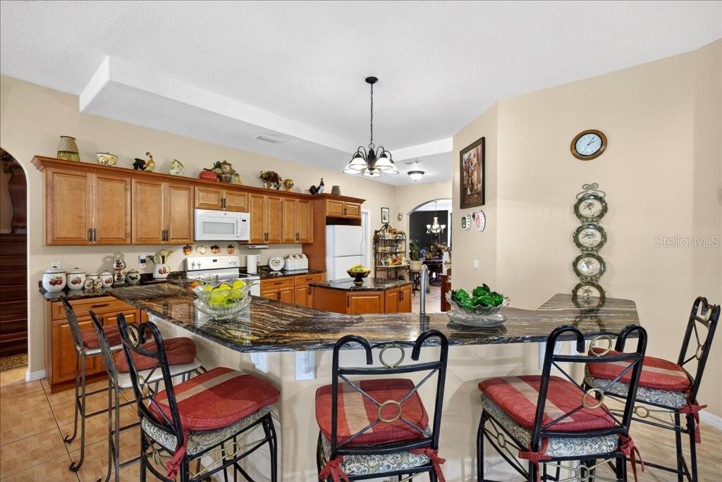 Image 22 of 62 For 52 Upshire Path