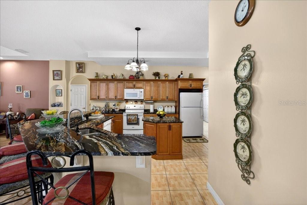 Image 23 of 62 For 52 Upshire Path