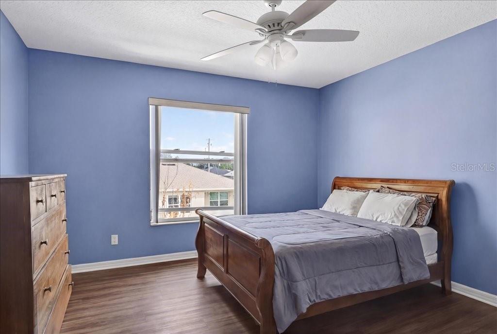 Image 45 of 62 For 52 Upshire Path