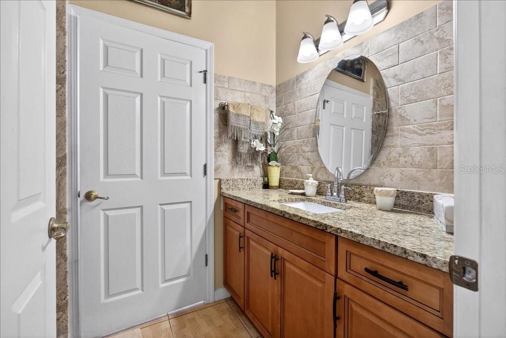 Image 47 of 62 For 52 Upshire Path