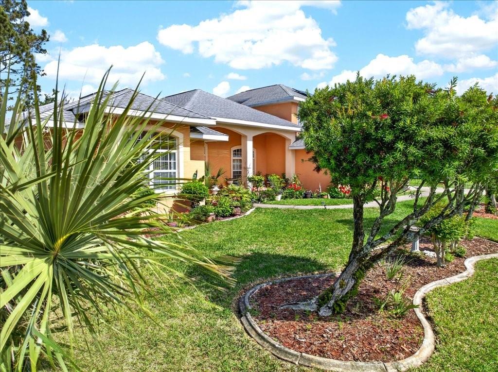 Image 58 of 62 For 52 Upshire Path