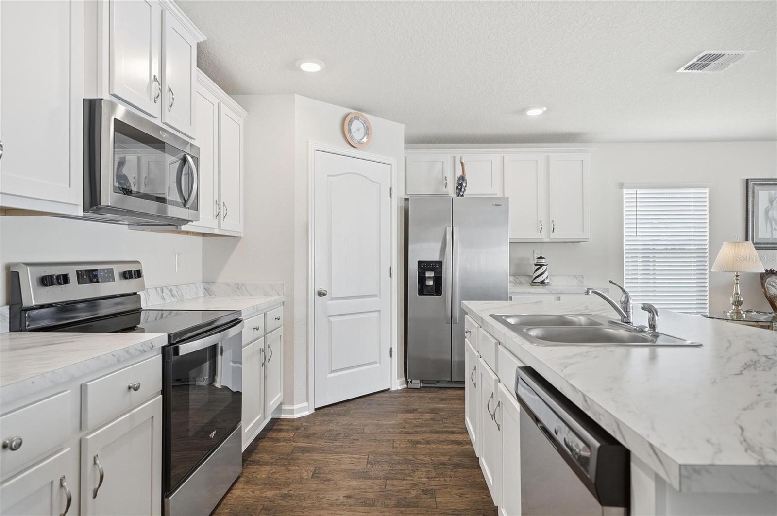 Image 28 of 73 For 39 Ballenger Lane