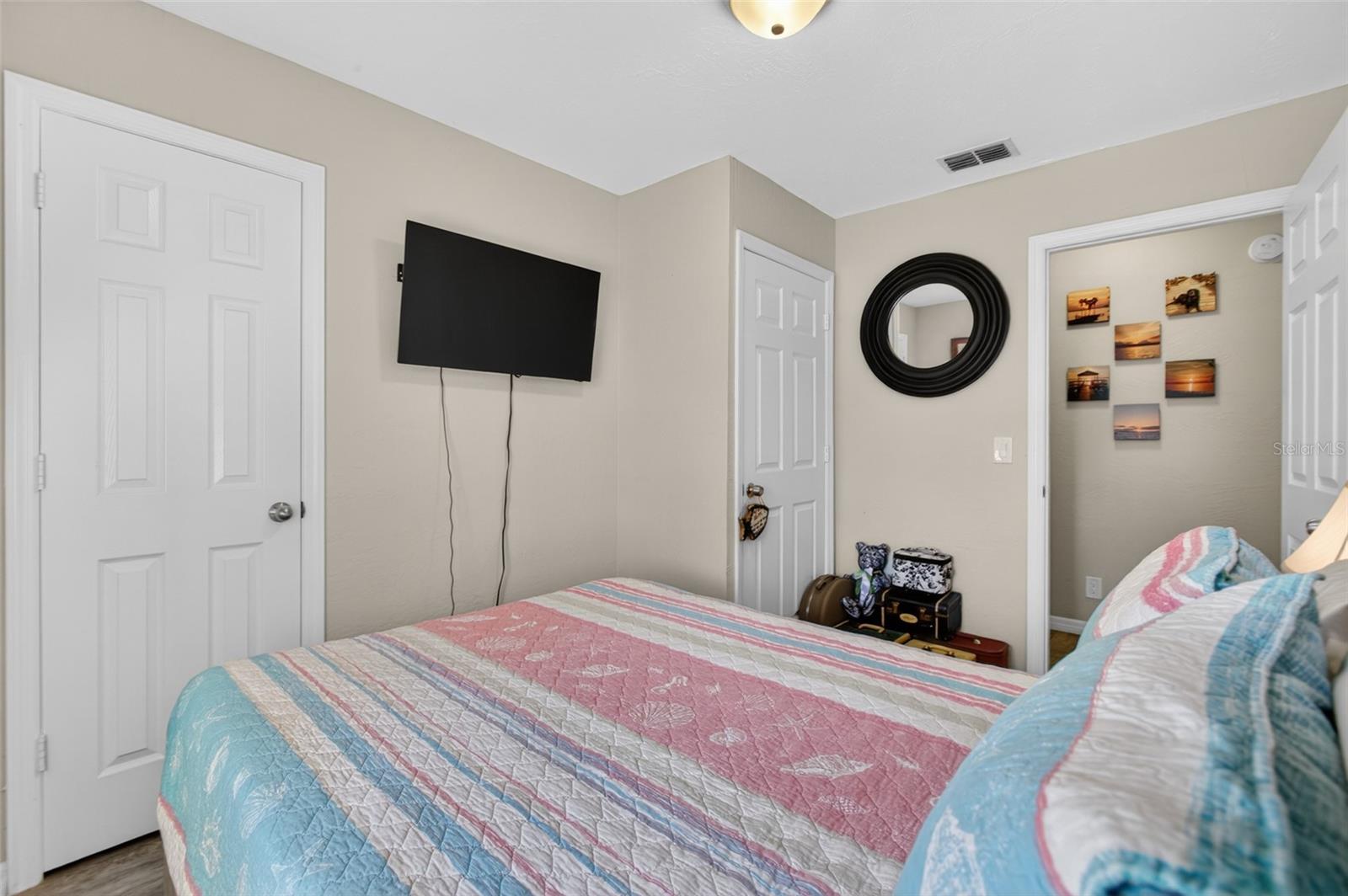 Image 26 of 52 For 105 Central Avenue