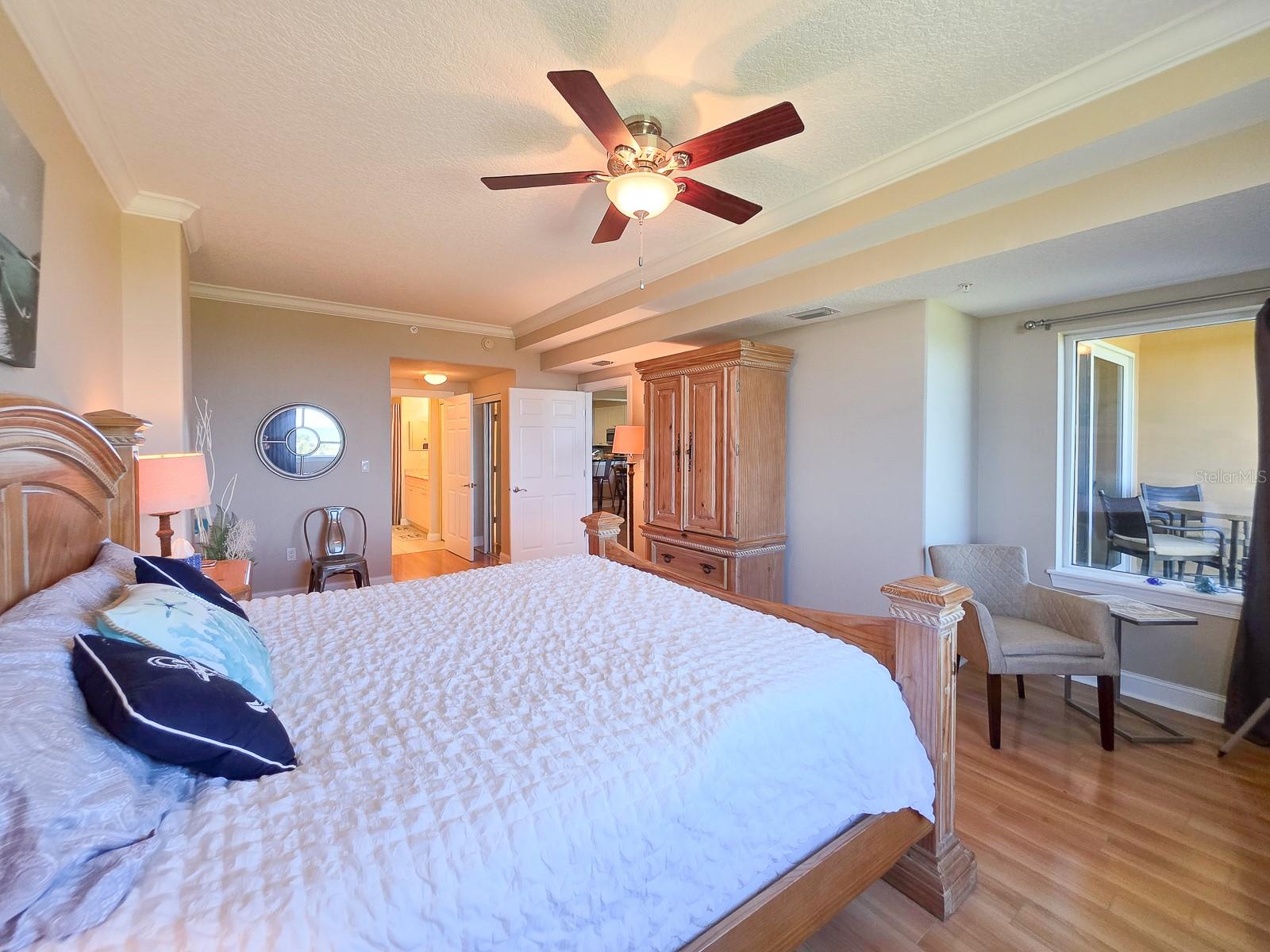 Image 24 of 60 For 60 Surfview Drive 209