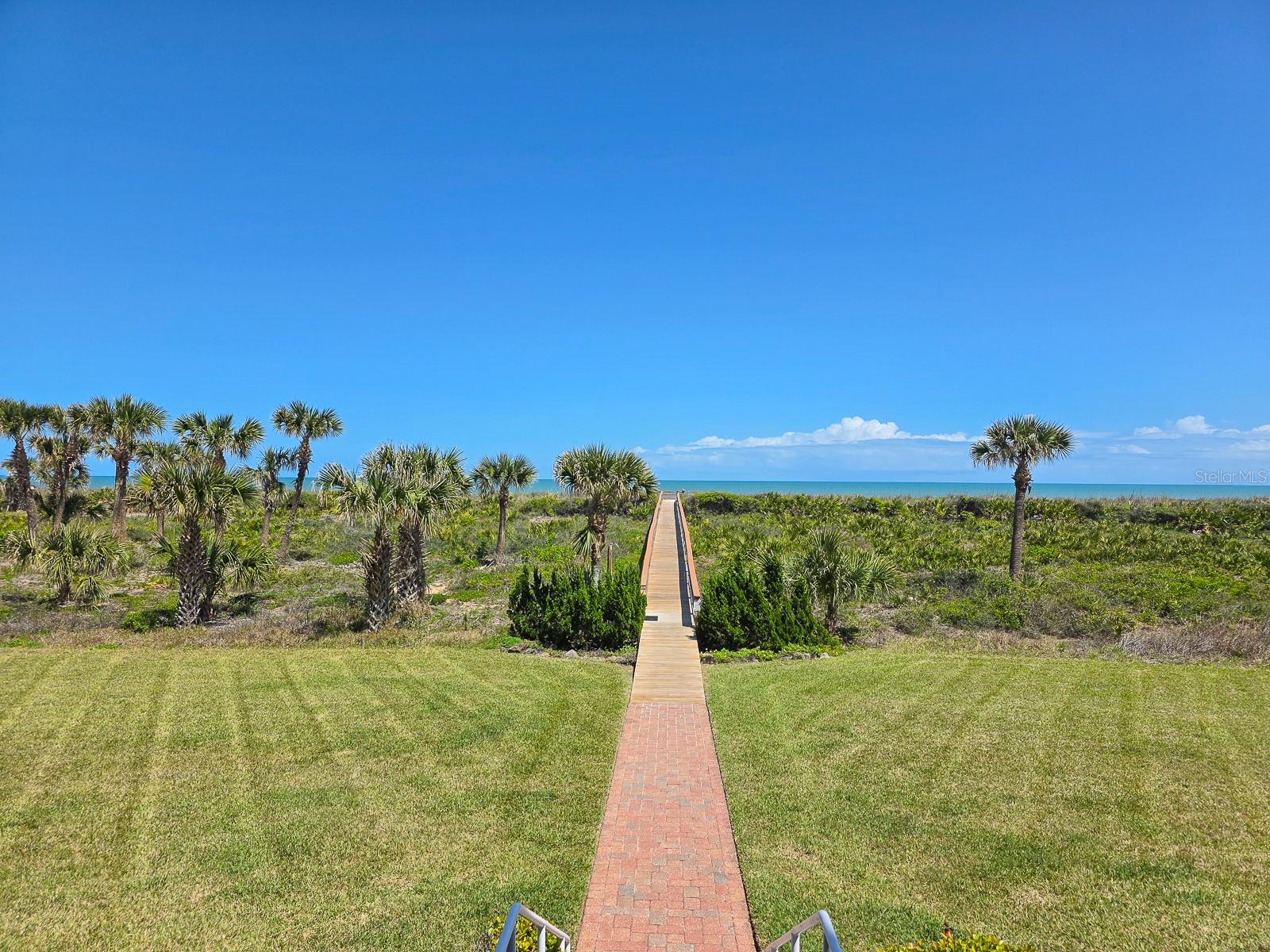 Image 43 of 60 For 60 Surfview Drive 209