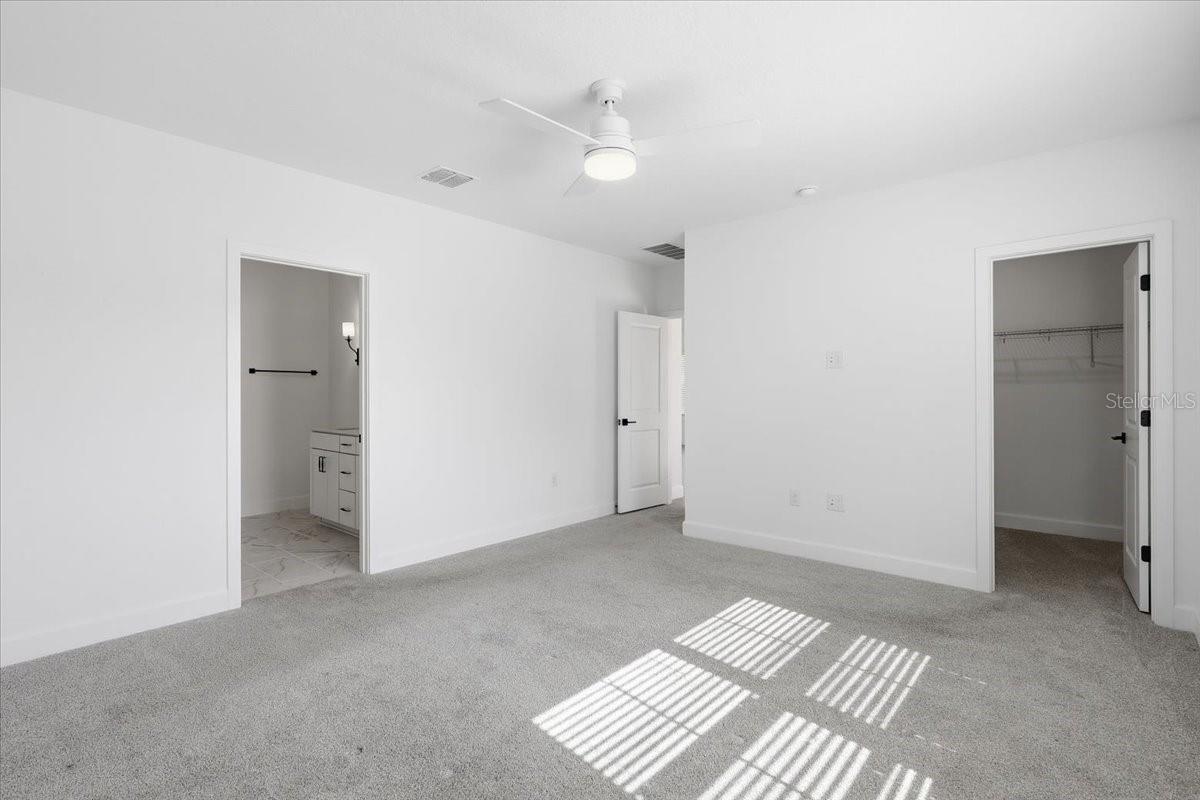 Image 28 of 51 For 20 Ludlow Lane W