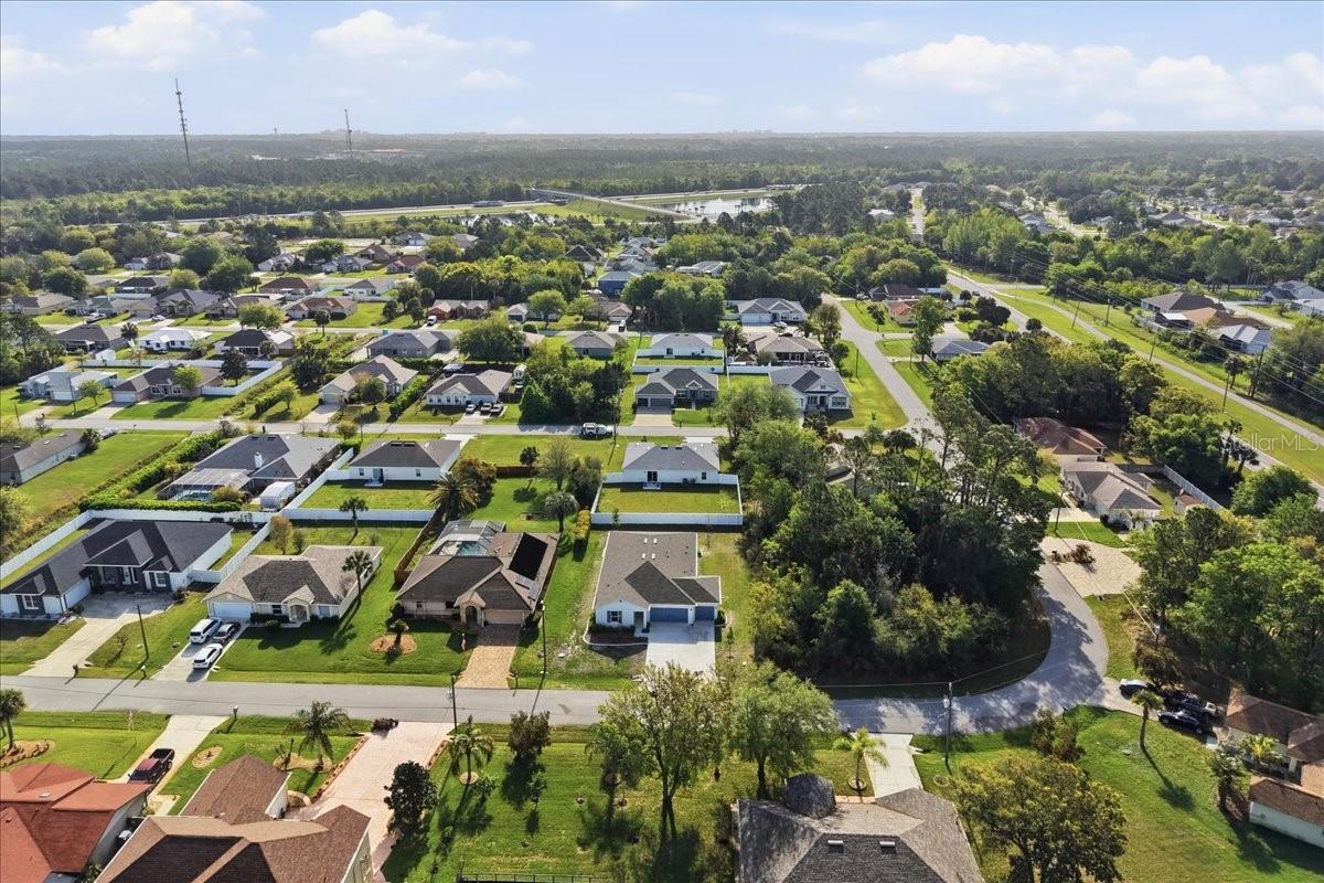 Image 43 of 51 For 20 Ludlow Lane W