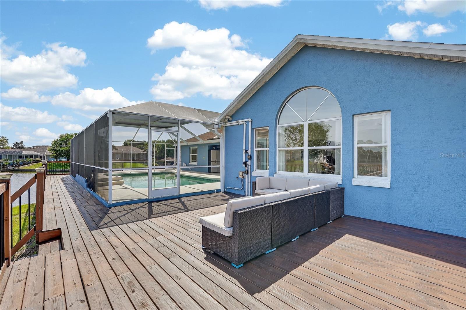 Image 52 of 75 For 20 Corona Court