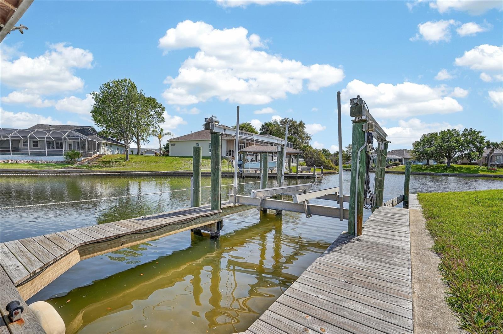 Image 55 of 75 For 20 Corona Court