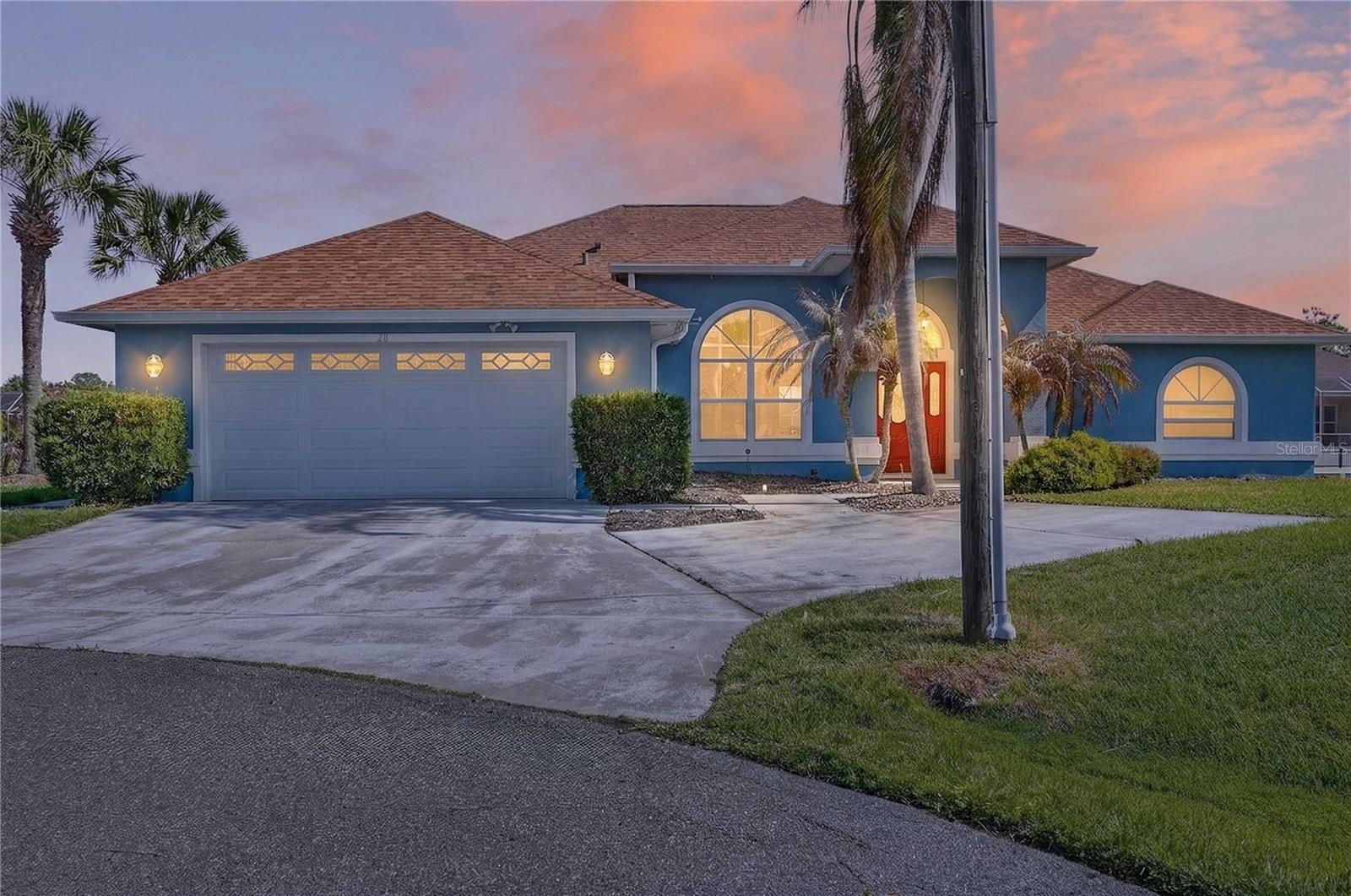 Image 7 of 75 For 20 Corona Court