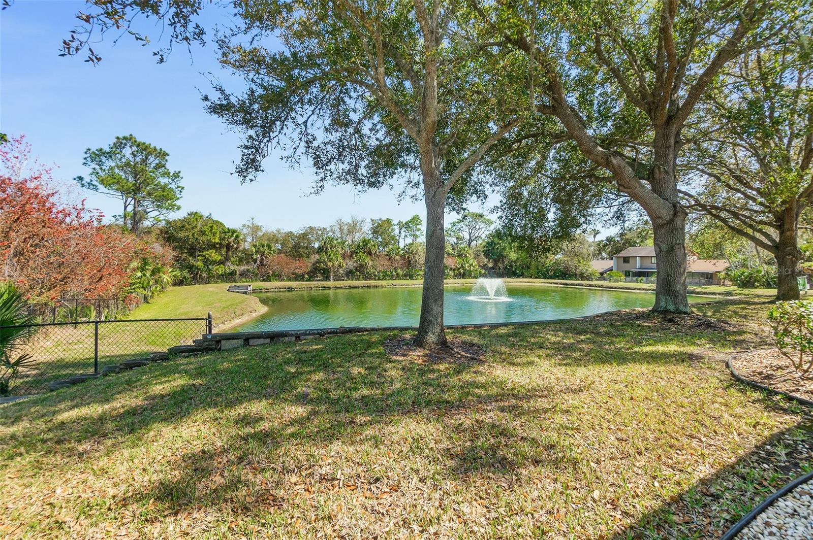 Image 4 of 48 For 2001 Palm Drive B101