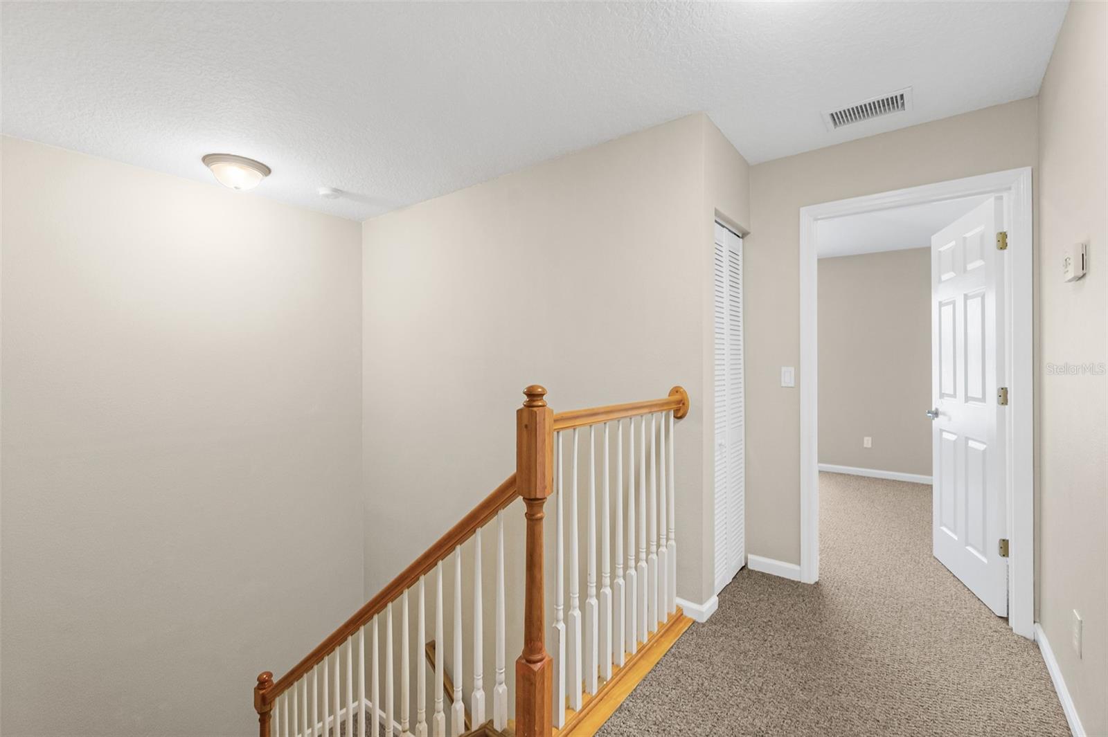 Image 40 of 48 For 2001 Palm Drive B101