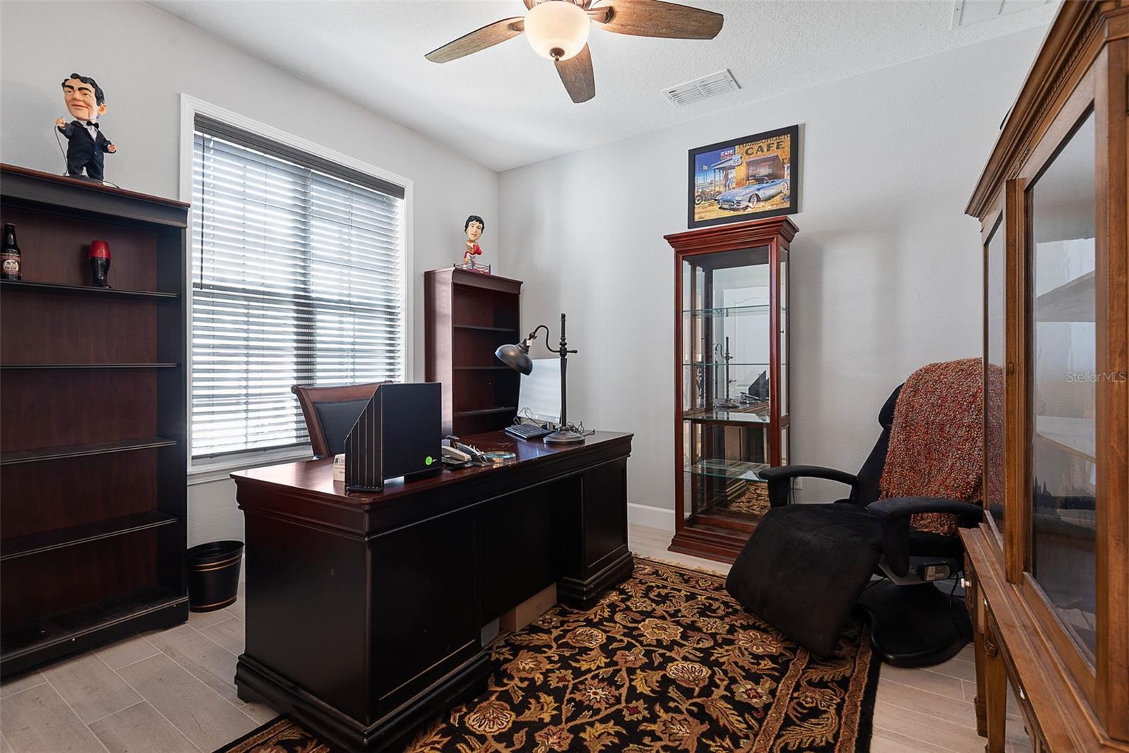 Image 18 of 66 For 42 Francis Lane