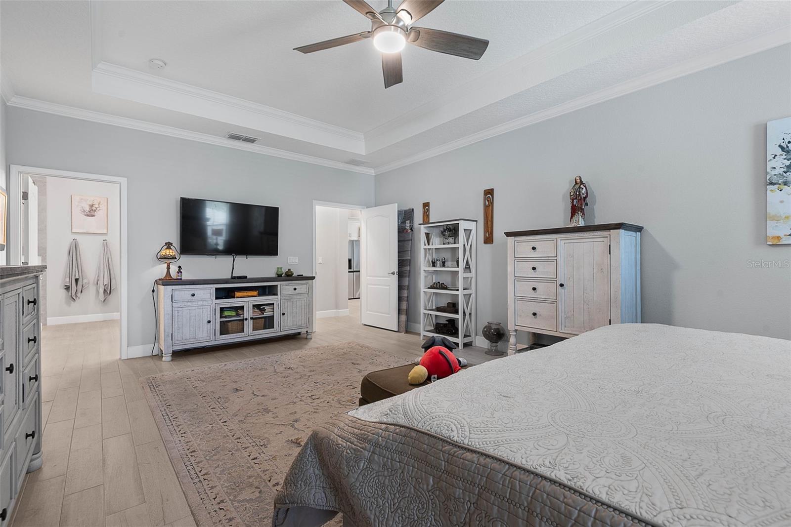 Image 22 of 66 For 42 Francis Lane