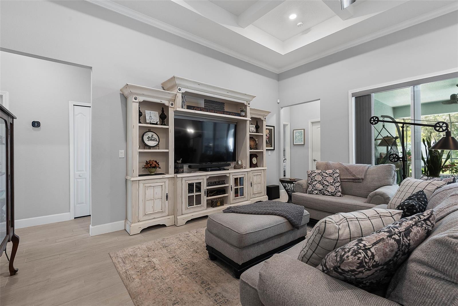 Image 4 of 66 For 42 Francis Lane