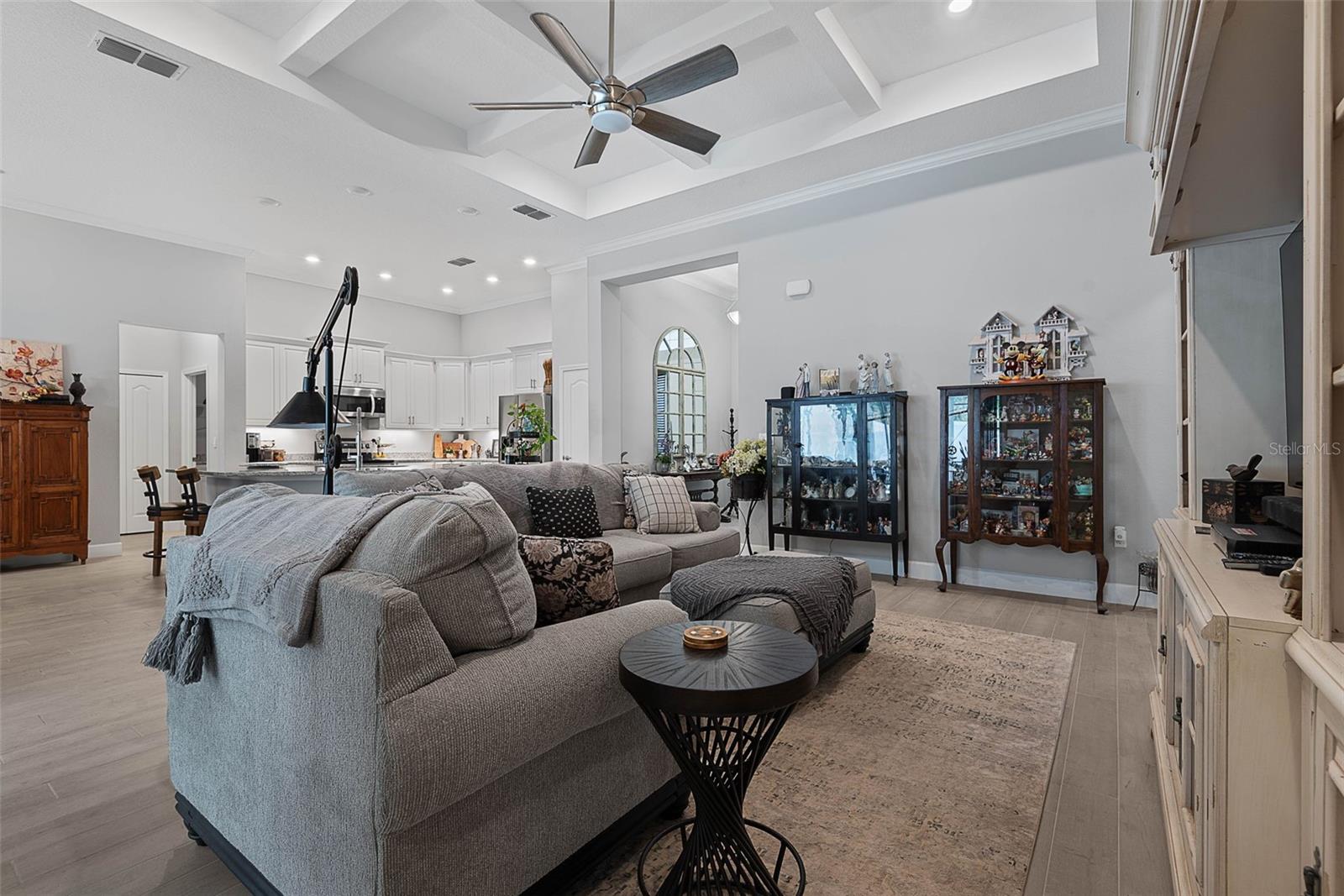 Image 7 of 66 For 42 Francis Lane