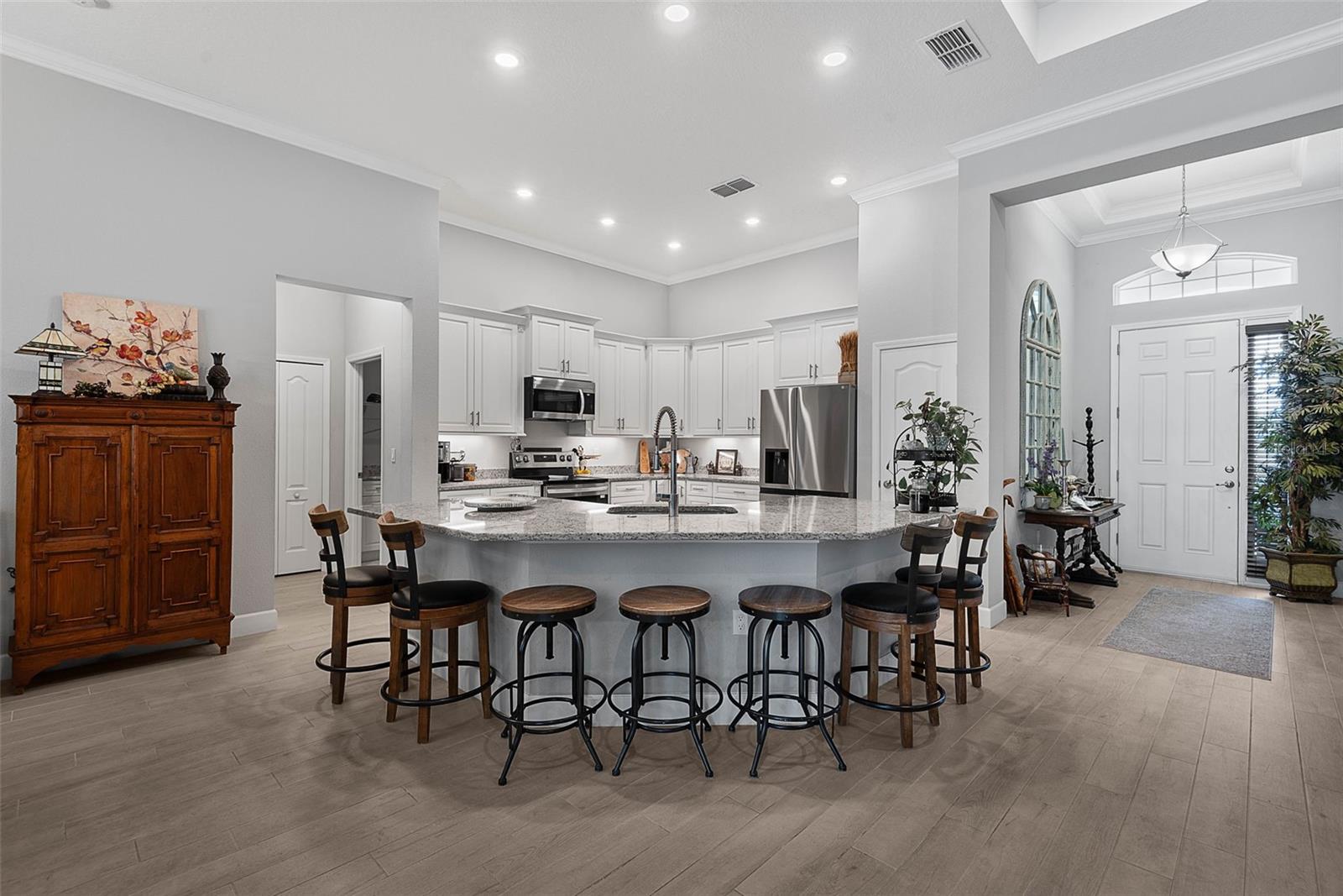 Image 9 of 66 For 42 Francis Lane