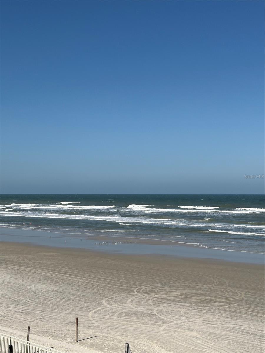 Image 28 of 42 For 219 Atlantic Avenue 319