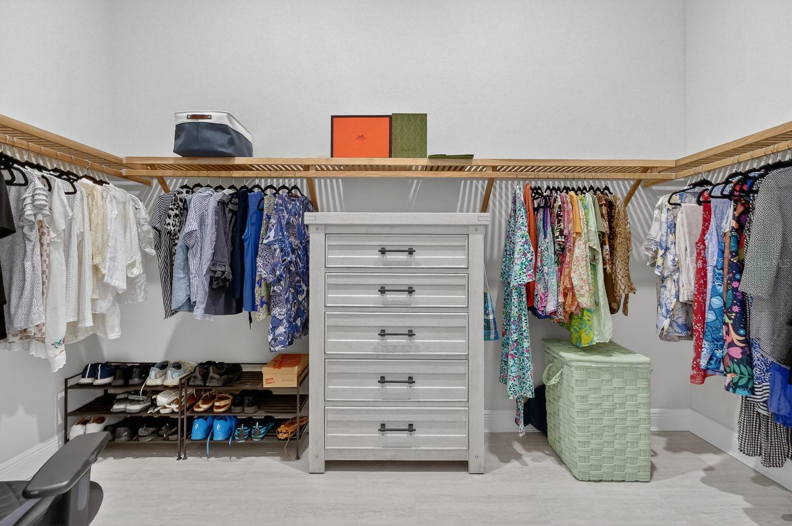 Image 21 of 83 For 94 Del Palma Drive