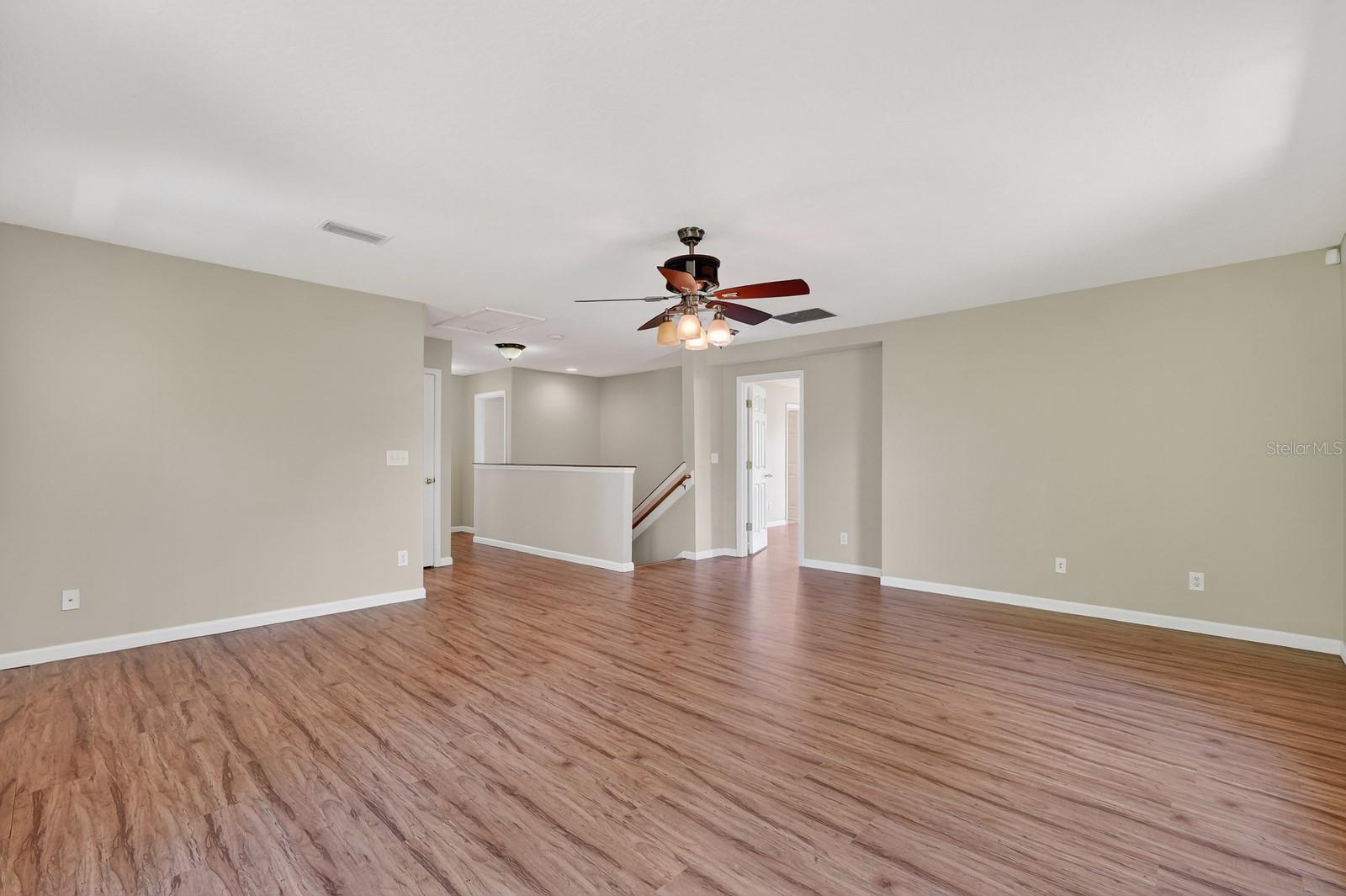 Image 19 of 58 For 23 Burnham Lane