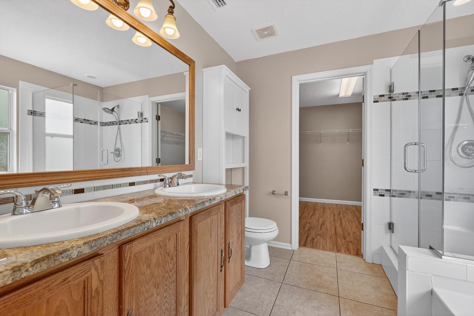 Image 22 of 58 For 23 Burnham Lane