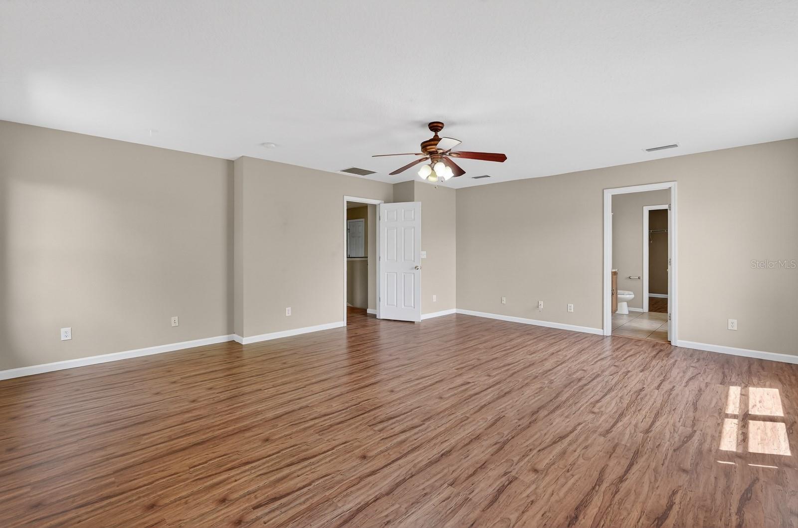 Image 9 of 58 For 23 Burnham Lane