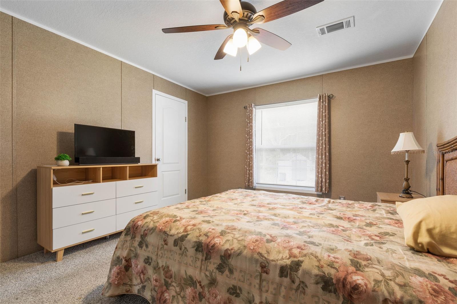 Image 46 of 80 For 5055 Flagler Estates Blvd