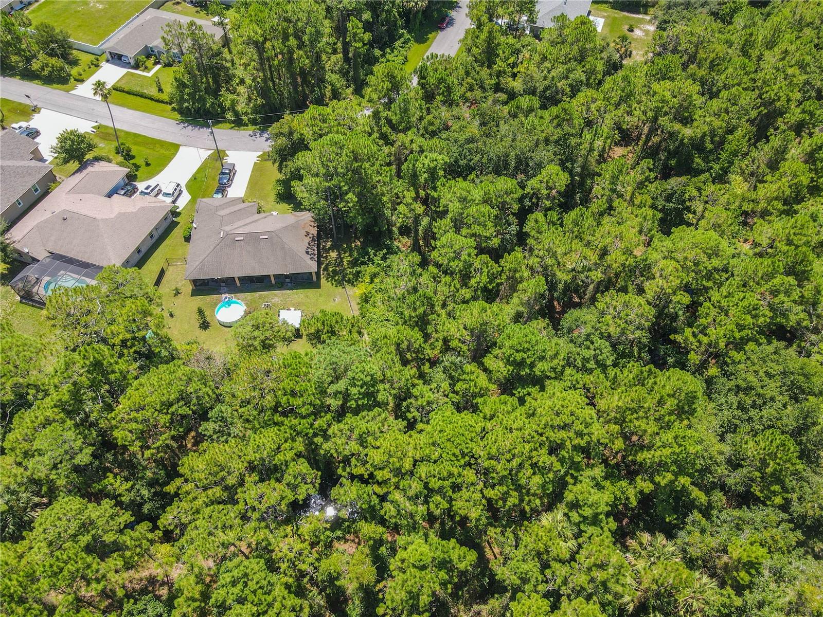 Image 15 of 47 For 47 Fanshawe Lane