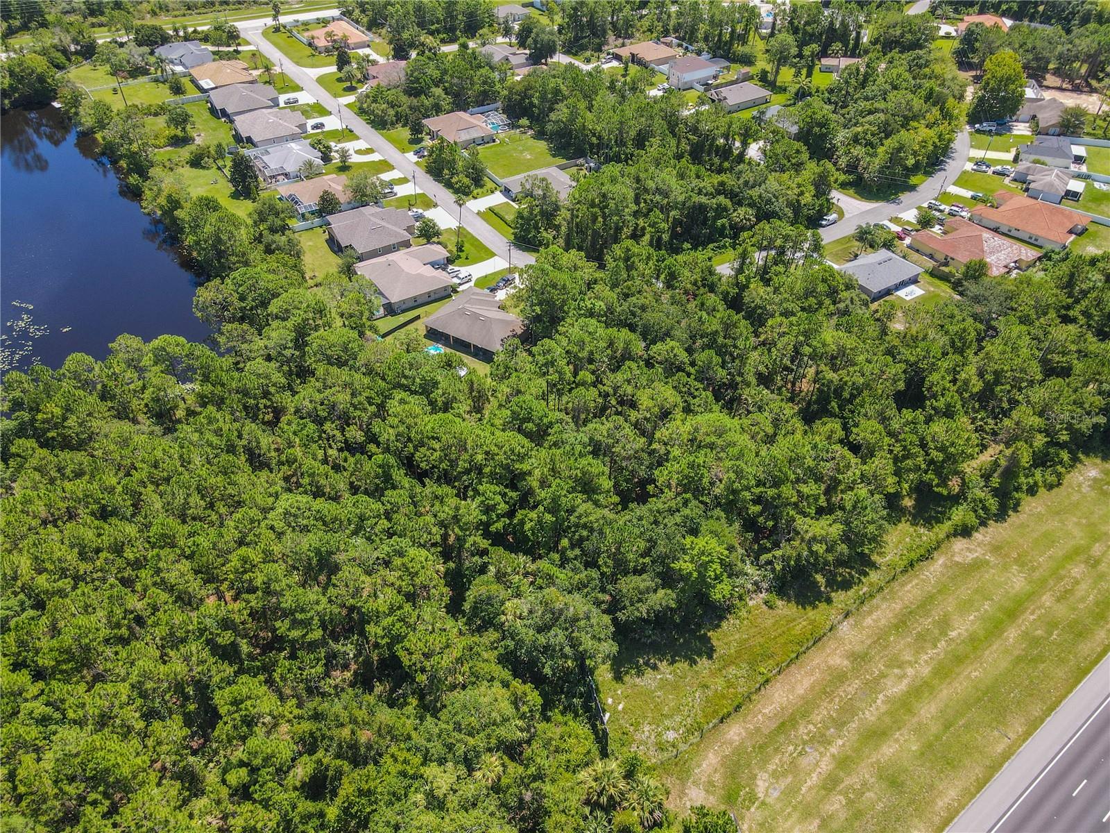 Image 20 of 47 For 47 Fanshawe Lane