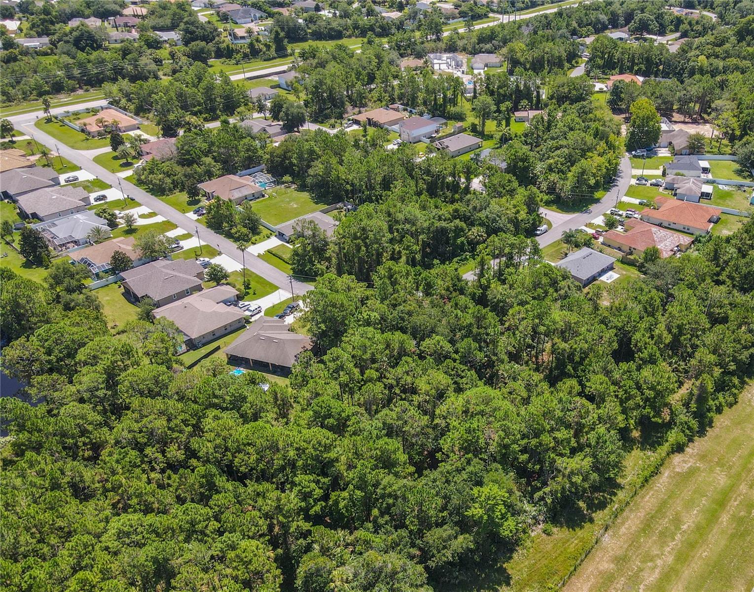 Image 23 of 47 For 47 Fanshawe Lane