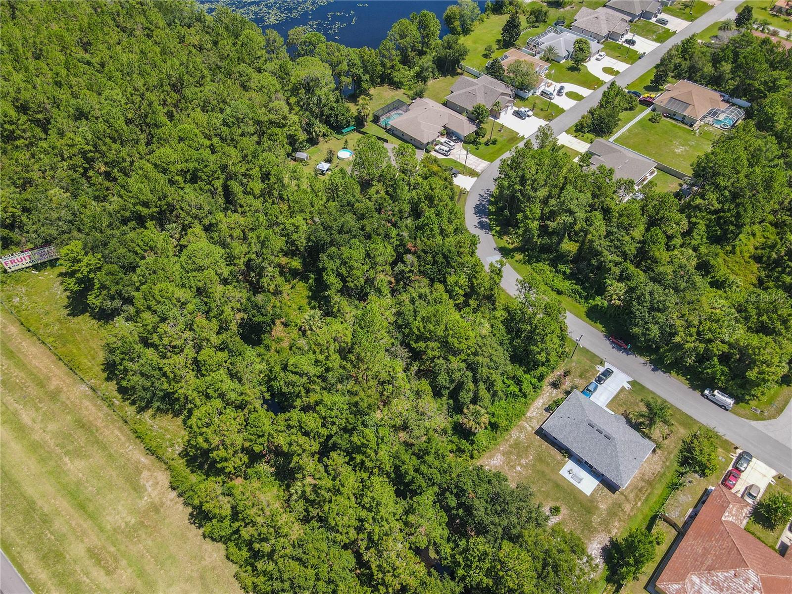 Image 34 of 47 For 47 Fanshawe Lane