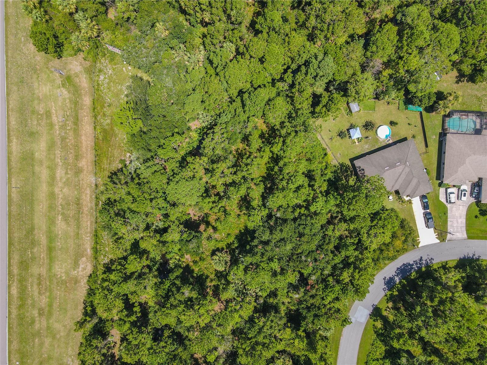 Image 43 of 47 For 47 Fanshawe Lane