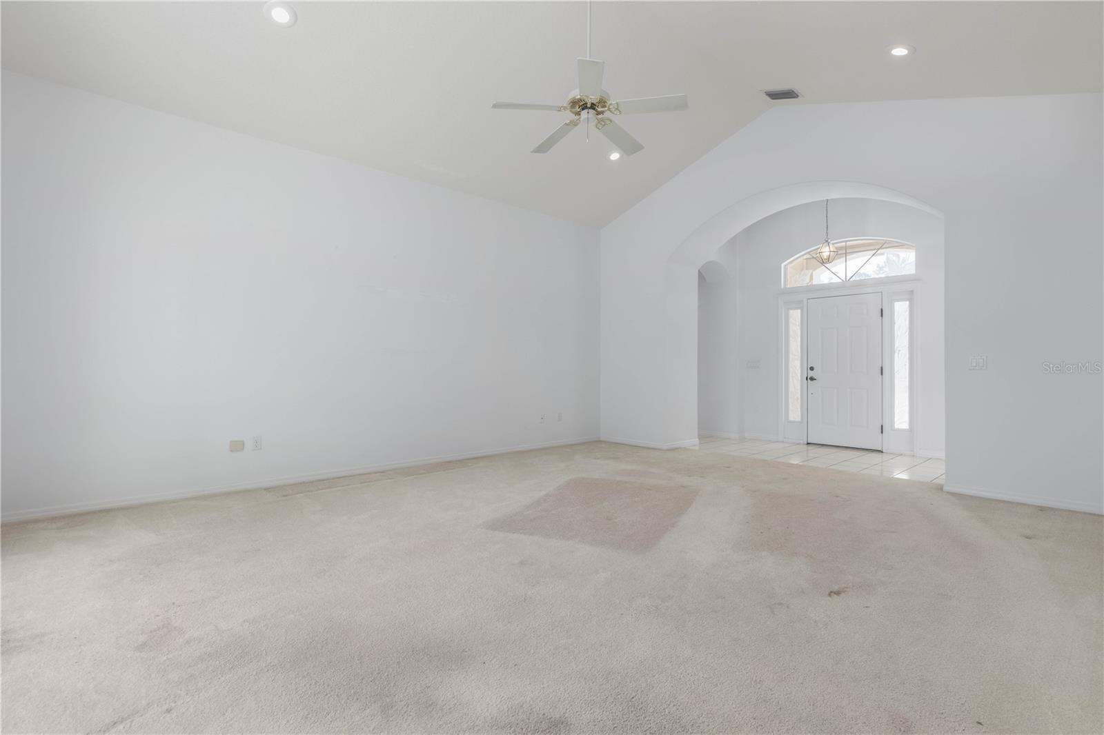 Image 12 of 78 For 277 Wellington Drive