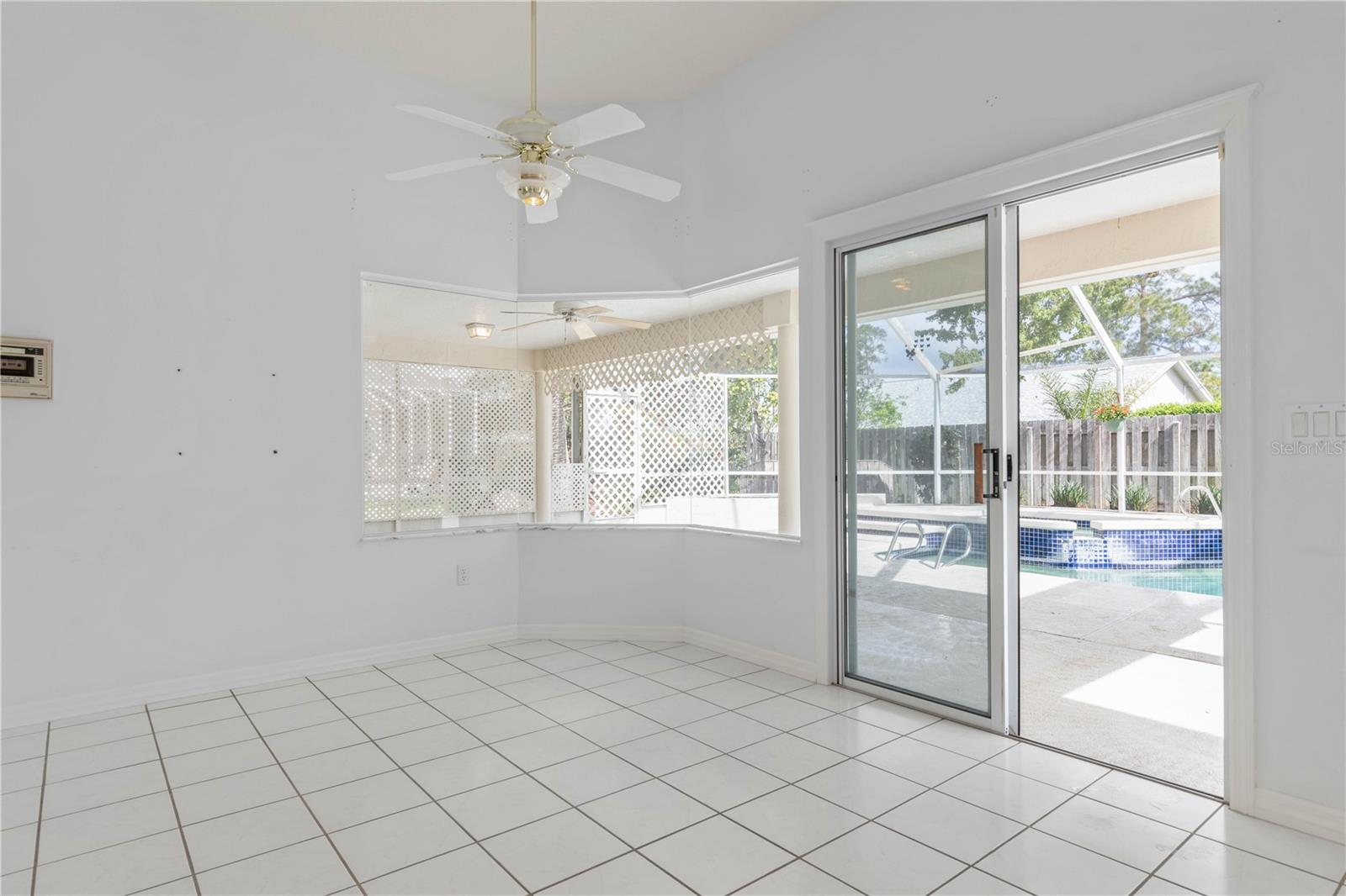 Image 13 of 78 For 277 Wellington Drive