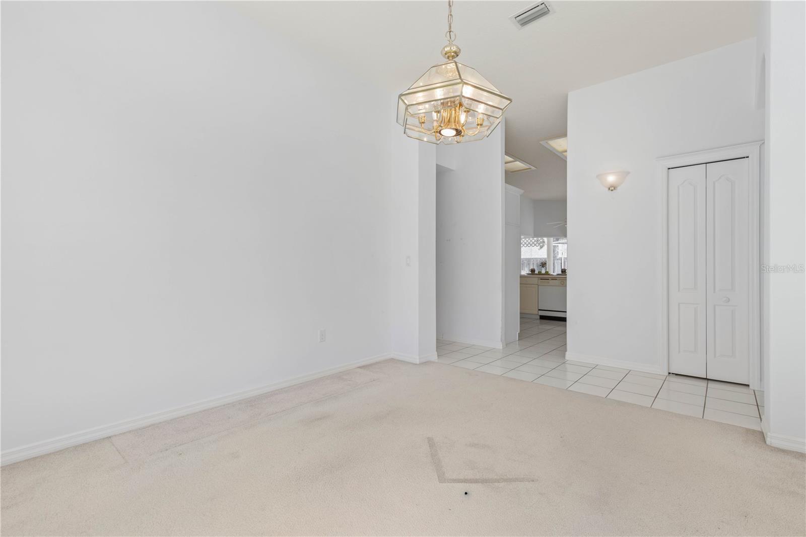 Image 17 of 78 For 277 Wellington Drive