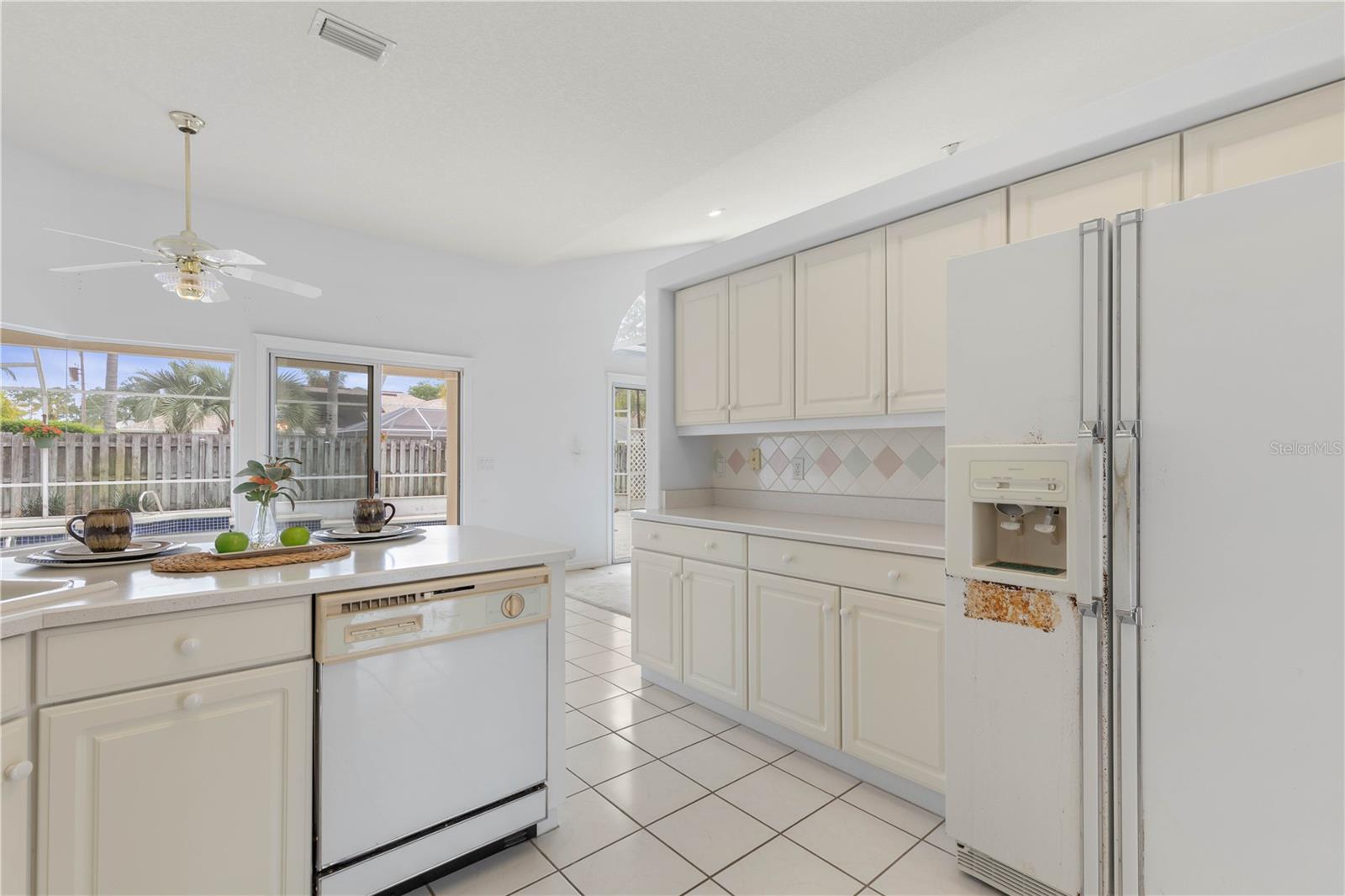 Image 22 of 78 For 277 Wellington Drive